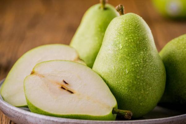 梨子是寒性還是溫性 梨子是上火的還是降火的 梨子是寒性還是溫性 梨子是上火的還是降火的