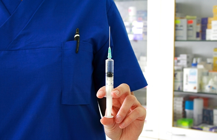 打完新冠疫苗能吃六味地黃丸嗎 打完新冠疫苗可以吃減肥藥嗎 打完新冠疫苗能吃六味地黃丸嗎 打完新冠疫苗可以吃減肥藥嗎