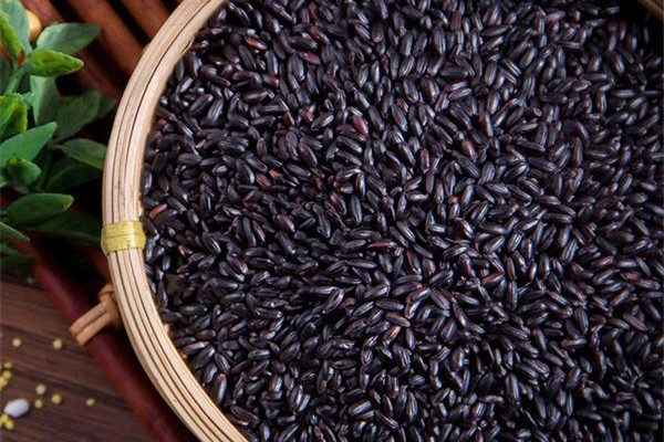 黑米含糖嗎 黑米適合糖尿病人吃嗎 黑米含糖嗎 黑米適合糖尿病人吃嗎