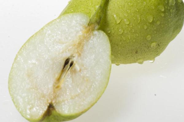 梨子怎么存放時(shí)間長 梨子可以放冰箱里面保存嗎 梨子怎么存放時(shí)間長 梨子可以放冰箱里面保存嗎