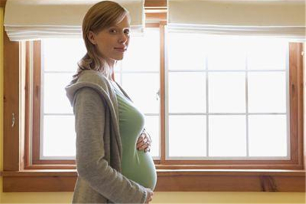 孕期不能吃什么東西 孕期吃什么對(duì)寶寶好 孕期不能吃什么東西 孕期吃什么對(duì)寶寶好