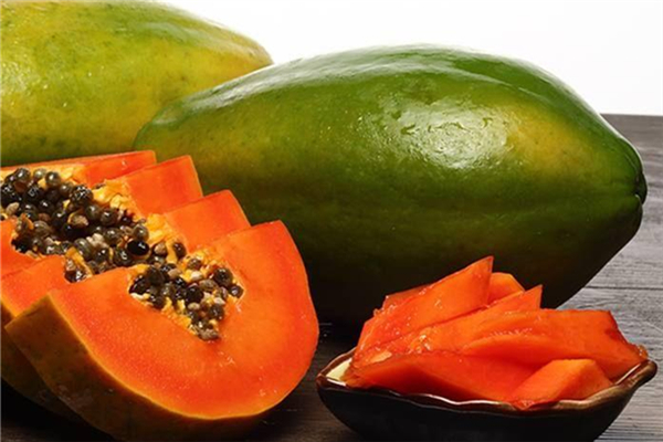 木瓜是什么季節(jié)的水果 木瓜上火嗎 木瓜是什么季節(jié)的水果 木瓜上火嗎