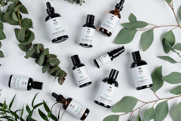 護膚品什么時候用效果最好 護膚品的效果能不能立竿見影呢 護膚品什么時候用效果最好 護膚品的效果能不能立竿見影呢