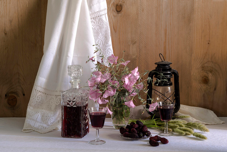 桑葚酒需要醒酒嗎 桑葚酒需要泡多長(zhǎng)時(shí)間 桑葚酒需要醒酒嗎 桑葚酒需要泡多長(zhǎng)時(shí)間