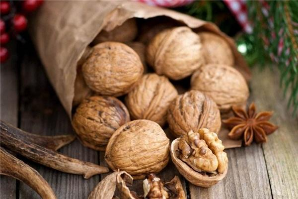 核桃可以放多久 核桃怎么存放好 核桃可以放多久 核桃怎么存放好
