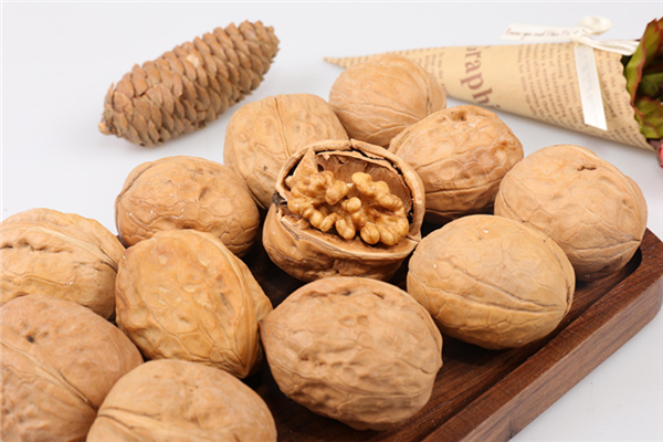 核桃補(bǔ)腎壯陽(yáng)嗎 核桃怎么吃補(bǔ)腎最好 核桃補(bǔ)腎壯陽(yáng)嗎 核桃怎么吃補(bǔ)腎最好