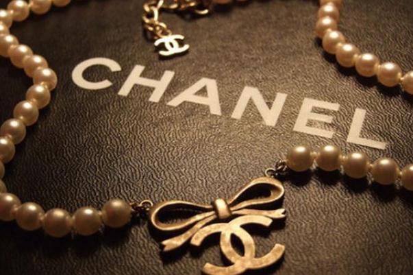 香奈兒系列有哪些產(chǎn)品 香奈兒有衣服嗎 香奈兒系列有哪些產(chǎn)品 香奈兒有衣服嗎