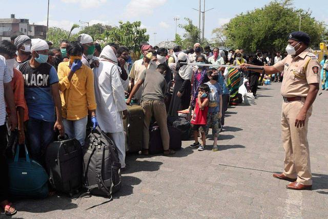 印度疫情日增26萬例 “超級(jí)傳播者莫迪” 印度疫情日增26萬例 “超級(jí)傳播者莫迪”