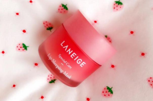 唇膜和唇膏區(qū)別 唇膜和唇膏哪個(gè)效果好 唇膜和唇膏區(qū)別 唇膜和唇膏哪個(gè)效果好