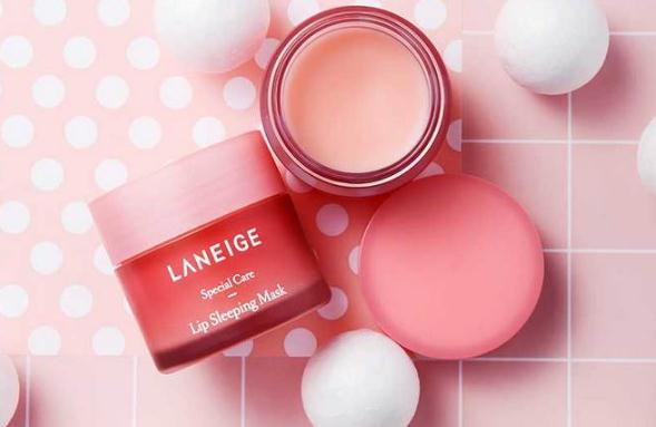 唇膜和唇膏區(qū)別 唇膜和唇膏哪個(gè)效果好 唇膜和唇膏區(qū)別 唇膜和唇膏哪個(gè)效果好