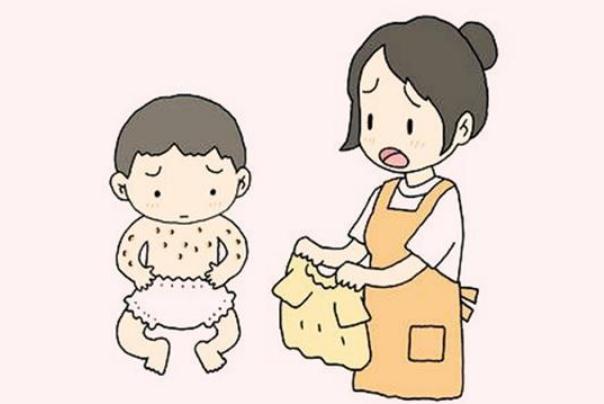 嬰兒濕疹可以打預防針嗎 嬰兒濕疹可以洗澡嗎 嬰兒濕疹可以打預防針嗎 嬰兒濕疹可以洗澡嗎