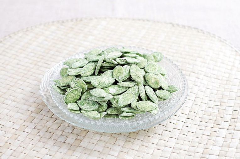 香瓜子的功效與作用 香瓜子的食用方式和注意事項 香瓜子的功效與作用 香瓜子的食用方式和注意事項