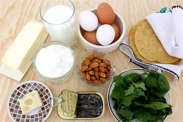 寶寶多大開始補(bǔ)鈣 寶寶補(bǔ)鈣要補(bǔ)多久 寶寶多大開始補(bǔ)鈣 寶寶補(bǔ)鈣要補(bǔ)多久