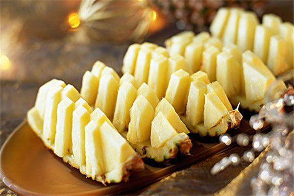 鳳梨對胃有影響嗎 鳳梨胃不好的人能吃嗎 鳳梨對胃有影響嗎 鳳梨胃不好的人能吃嗎