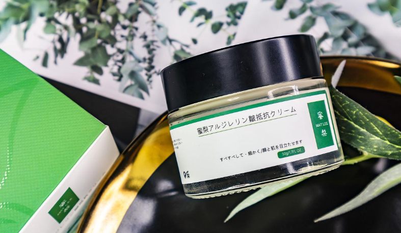 蜜梨面霜的功效與作用 蜜梨面霜的注意事項(xiàng) 蜜梨面霜的功效與作用 蜜梨面霜的注意事項(xiàng)