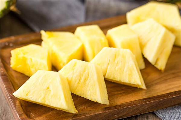 鳳梨對胃有影響嗎 鳳梨胃不好的人能吃嗎 鳳梨對胃有影響嗎 鳳梨胃不好的人能吃嗎