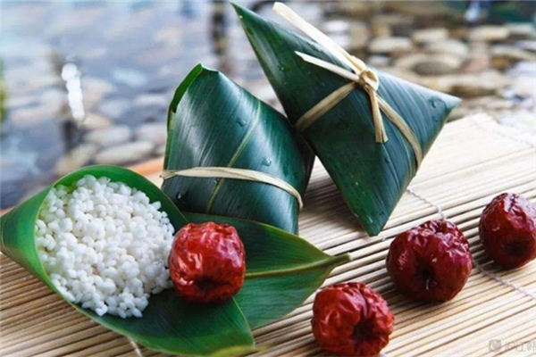 粽子適合做早餐嗎 粽子胃不好的人可以吃嗎 粽子適合做早餐嗎 粽子胃不好的人可以吃嗎