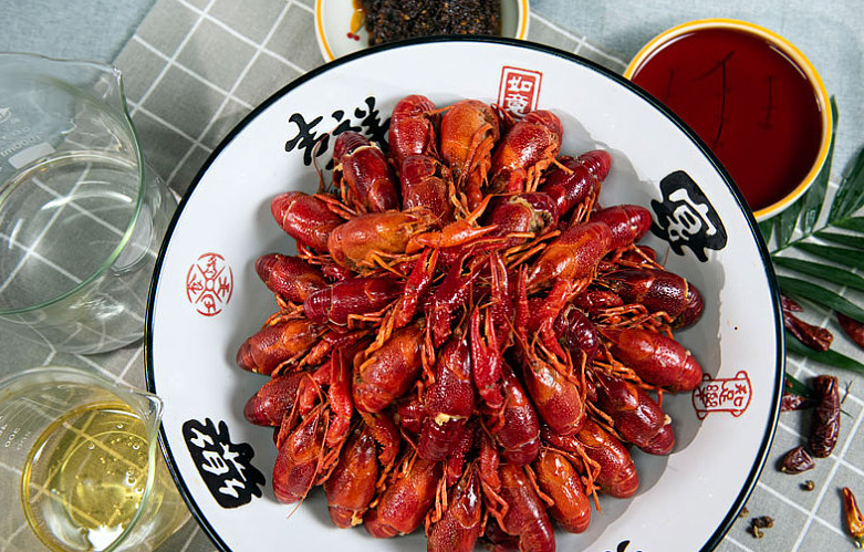 小龍蝦不去蝦線能吃嗎 小龍蝦不去蝦線吃了會怎么樣 小龍蝦不去蝦線能吃嗎 小龍蝦不去蝦線吃了會怎么樣