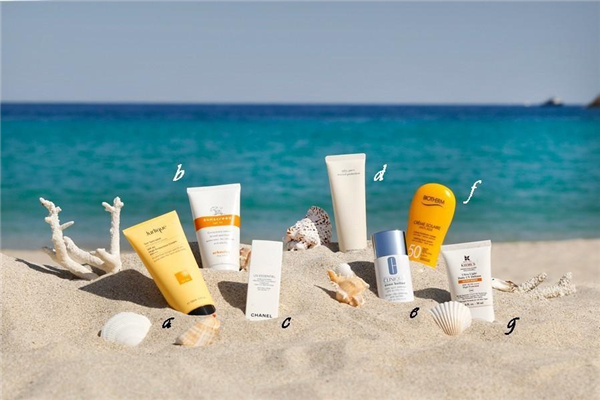 涂完防曬霜為什么黏黏的 防曬涂完之后有效時間 涂完防曬霜為什么黏黏的 防曬涂完之后有效時間