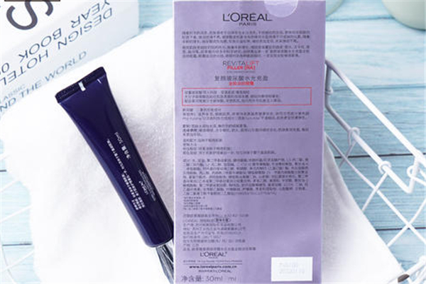 olay超a眼霜和歐萊雅紫熨斗哪個(gè)好 歐萊雅紫熨斗眼霜怎么樣 olay超a眼霜和歐萊雅紫熨斗哪個(gè)好 歐萊雅紫熨斗眼霜怎么樣