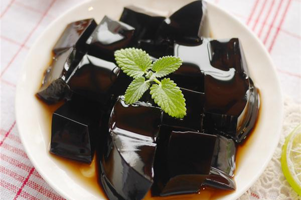 龜苓膏空腹可以吃嗎 龜苓膏的禁忌 龜苓膏空腹可以吃嗎 龜苓膏的禁忌