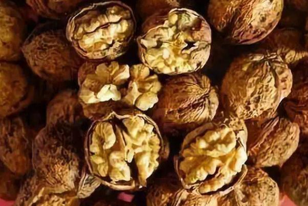 核桃能空腹吃嗎 核桃可以多吃嗎 核桃能空腹吃嗎 核桃可以多吃嗎