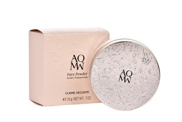 散粉和粉餅的區(qū)別作用 散粉和粉餅?zāi)膫€(gè)定妝效果好 散粉和粉餅的區(qū)別作用 散粉和粉餅?zāi)膫€(gè)定妝效果好