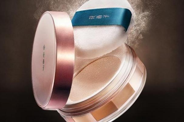 散粉和定妝粉是一樣的嗎 散粉就是定妝粉嗎 散粉和定妝粉是一樣的嗎 散粉就是定妝粉嗎