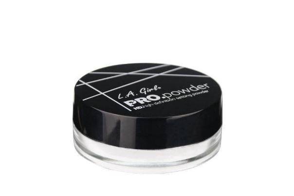 散粉用在頭發(fā)上會(huì)禿頭嗎 散粉可以用在頭發(fā)上嗎 散粉用在頭發(fā)上會(huì)禿頭嗎 散粉可以用在頭發(fā)上嗎