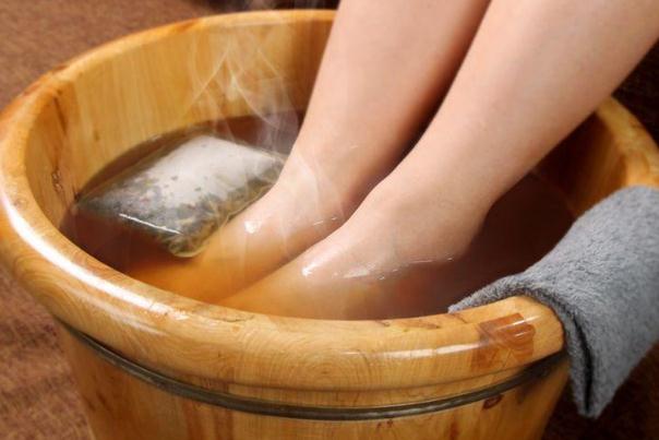 艾葉泡腳可以天天泡腳嗎 艾葉泡腳能治療風濕嗎 艾葉泡腳可以天天泡腳嗎 艾葉泡腳能治療風濕嗎