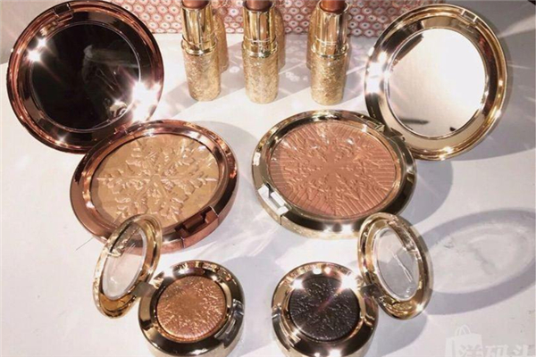 高光和修容的區(qū)別 高光用在哪一步 高光和修容的區(qū)別 高光用在哪一步