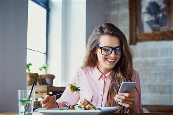 減肥會讓月經(jīng)推遲嗎 減肥為什么會一直不來月經(jīng) 減肥會讓月經(jīng)推遲嗎 減肥為什么會一直不來月經(jīng)