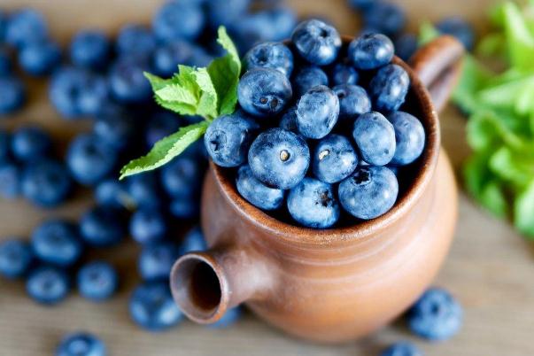 藍莓可以減肥吃嗎 藍莓減肥還是增肥 藍莓可以減肥吃嗎 藍莓減肥還是增肥