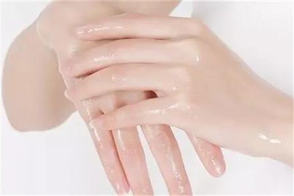 手部怎么保養(yǎng)才能更嫩 手部護理小妙招 手部怎么保養(yǎng)才能更嫩 手部護理小妙招