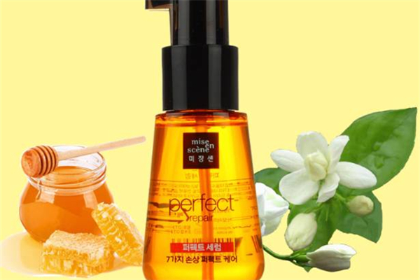 護(hù)發(fā)精油每次用多少 護(hù)發(fā)精油用多了會(huì)怎樣 護(hù)發(fā)精油每次用多少 護(hù)發(fā)精油用多了會(huì)怎樣