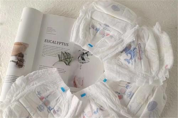 紙尿褲可以穿幾個(gè)小時(shí) 紙尿褲可以重復(fù)使用嗎 紙尿褲可以穿幾個(gè)小時(shí) 紙尿褲可以重復(fù)使用嗎