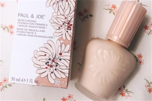 隔離霜涂不開什么原因 隔離霜上臉之后有點刺痛是過敏嗎 隔離霜涂不開什么原因 隔離霜上臉之后有點刺痛是過敏嗎