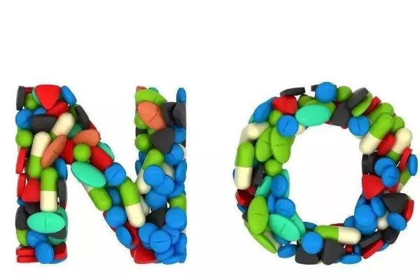 抗生素可以喝酒嗎 抗生素可以和感冒藥一起吃嗎 抗生素可以喝酒嗎 抗生素可以和感冒藥一起吃嗎