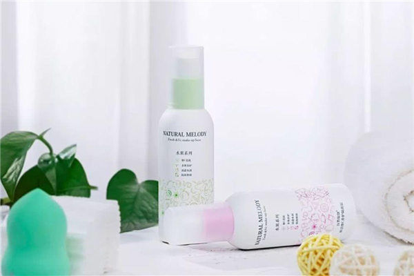 新手如何挑選隔離霜 隔離霜哪個(gè)牌子最好用 新手如何挑選隔離霜 隔離霜哪個(gè)牌子最好用