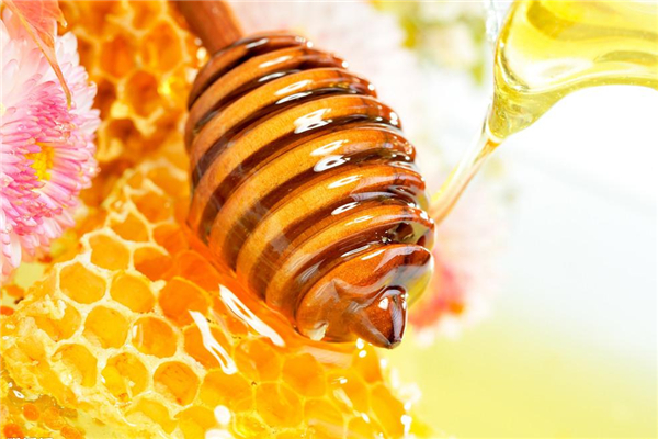 蜂膠吃多了有什么危害 蜂膠的注意事項 蜂膠吃多了有什么危害 蜂膠的注意事項