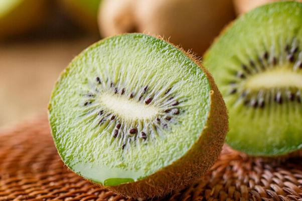 吃獼猴桃會(huì)上火嗎 吃獼猴桃上火還是降火 吃獼猴桃會(huì)上火嗎 吃獼猴桃上火還是降火