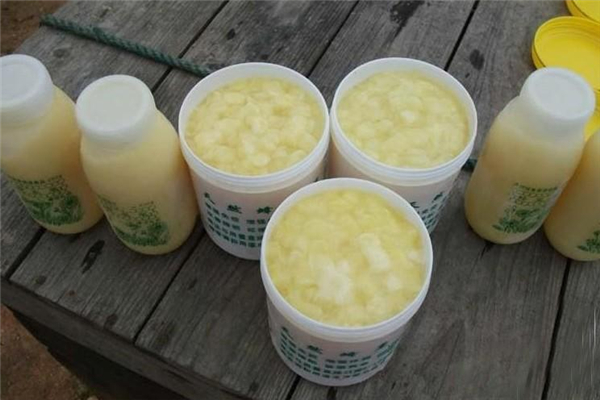 怎么辨別蜂王漿真假 什么樣的蜂王漿才是正宗的 怎么辨別蜂王漿真假 什么樣的蜂王漿才是正宗的