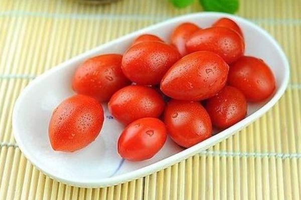 圣女果不能和什么水果一起吃 圣女果不能和牛奶一起吃嗎 圣女果不能和什么水果一起吃 圣女果不能和牛奶一起吃嗎