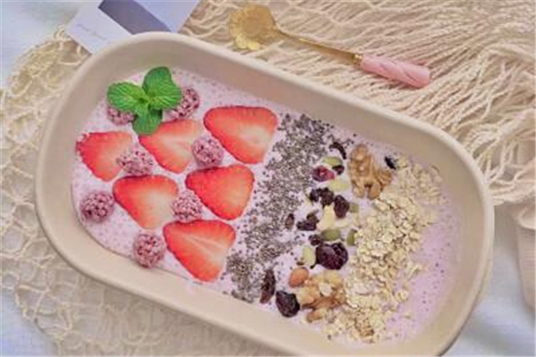 代餐奶昔對身體有影響嗎 代餐奶昔有營養(yǎng)嗎 代餐奶昔對身體有影響嗎 代餐奶昔有營養(yǎng)嗎