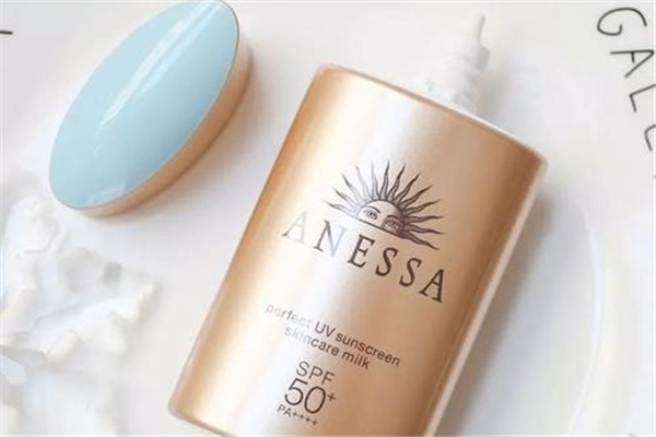 安耐曬防曬霜的使用方法 安耐曬使用前為什么要搖一搖 安耐曬防曬霜的使用方法 安耐曬使用前為什么要搖一搖