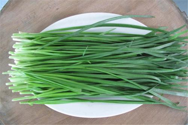 韭菜加醋熬水可以增加性功能嗎 韭菜的功效和作用 韭菜加醋熬水可以增加性功能嗎 韭菜的功效和作用