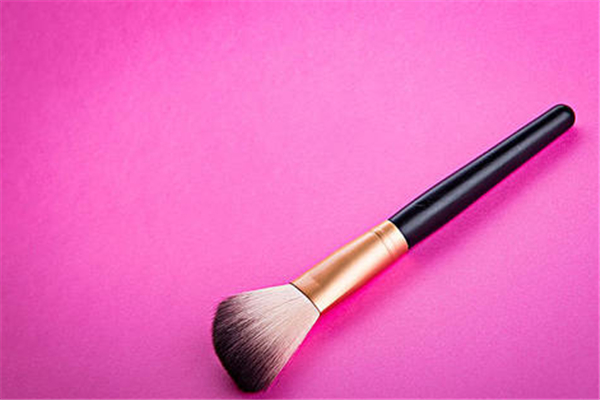 新手化妝刷怎么選 新手化妝刷幾支就夠了 新手化妝刷怎么選 新手化妝刷幾支就夠了