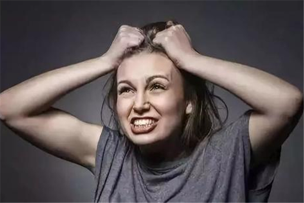 頭疼嘴苦是什么原因 頭疼嘴苦怎么辦 頭疼嘴苦是什么原因 頭疼嘴苦怎么辦