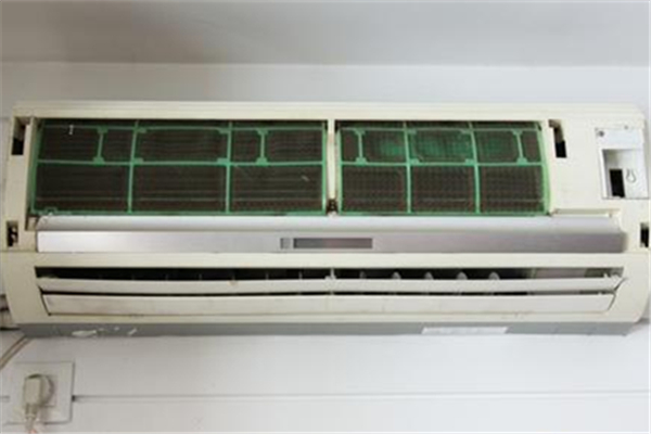 夏季空調(diào)有臭味怎么回事 夏季空調(diào)清洗的重要性 夏季空調(diào)有臭味怎么回事 夏季空調(diào)清洗的重要性