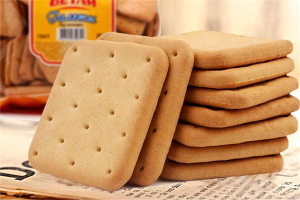 代餐餅干和代餐奶昔哪個好 代餐餅干和代餐奶昔可以一起吃嗎 代餐餅干和代餐奶昔哪個好 代餐餅干和代餐奶昔可以一起吃嗎